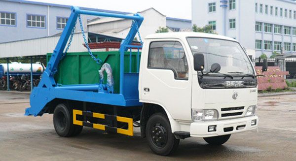 東風(fēng)金霸擺臂式垃圾車(chē)
