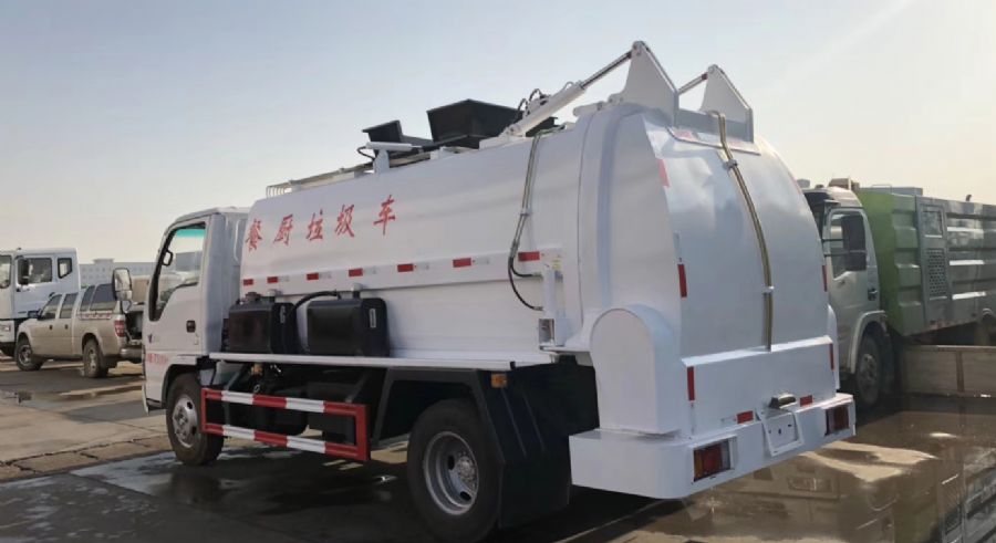 慶鈴4.2方餐廚垃圾車(chē)