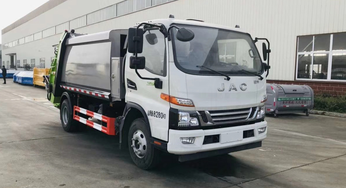 江淮國(guó)六8方壓縮式垃圾車(chē)