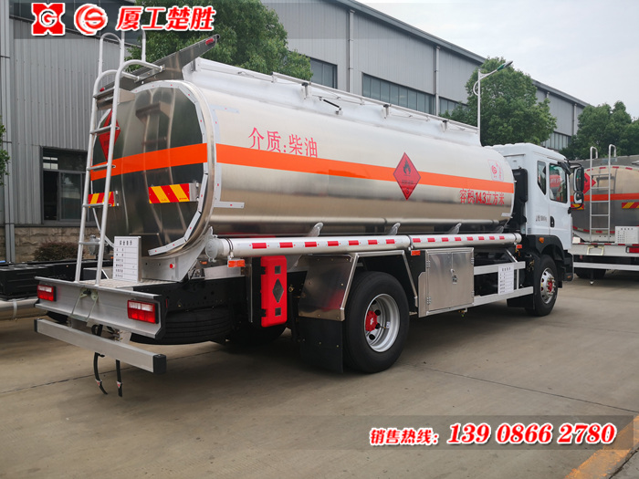 多利卡D9汽油14.3方，柴油16.2方鋁合金運(yùn)油車