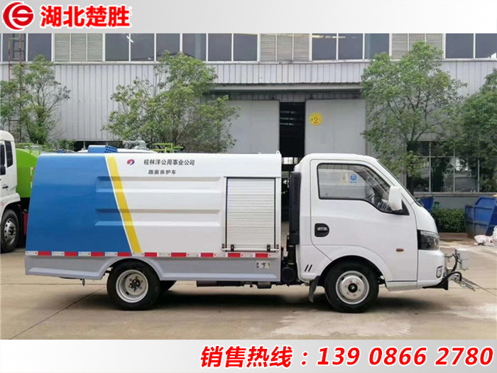 東風(fēng)途逸路面養(yǎng)護車